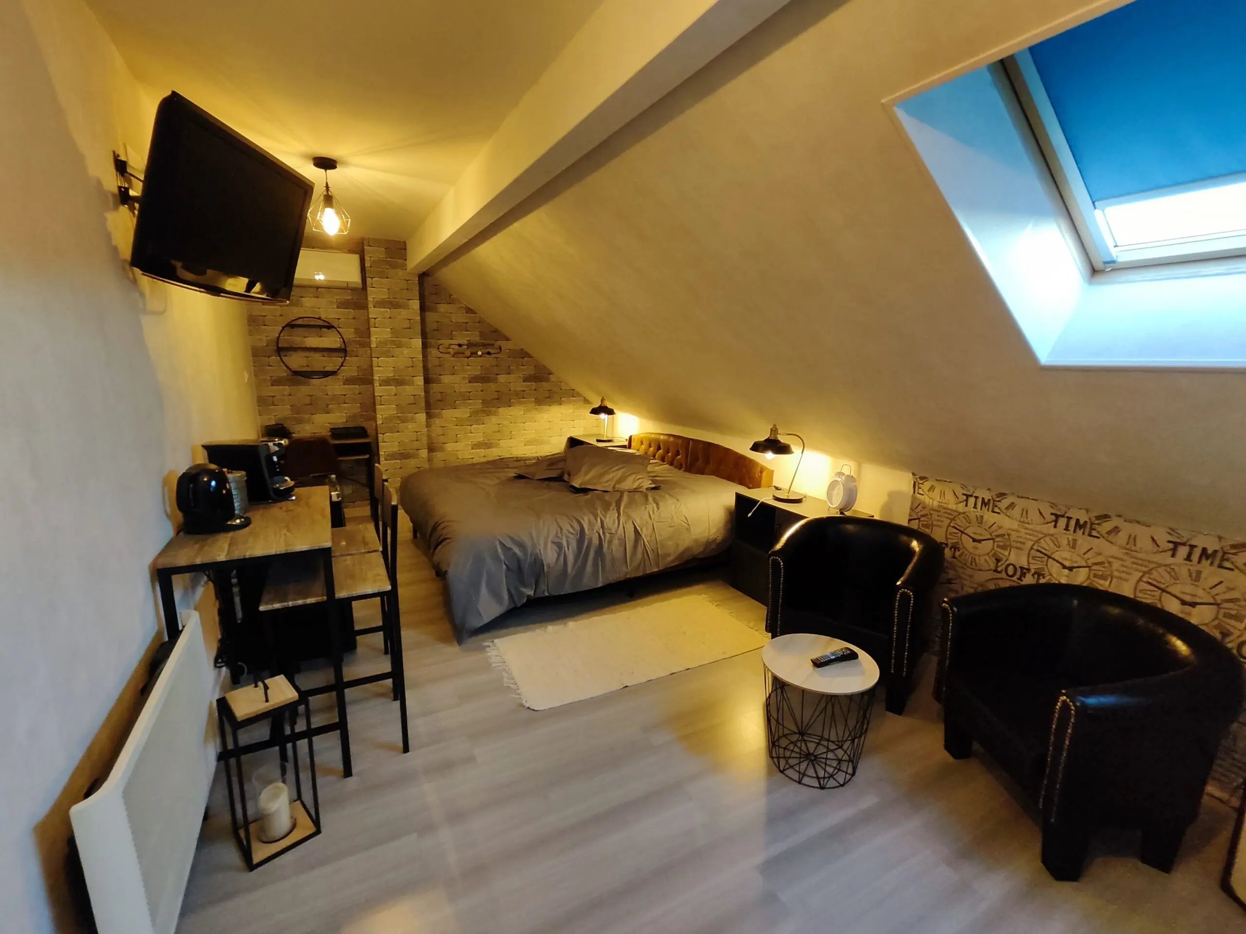Chambre d’hôtes L’Atelier Horloger — Au Ch’Ti Suisse, Autechaux (Doubs)